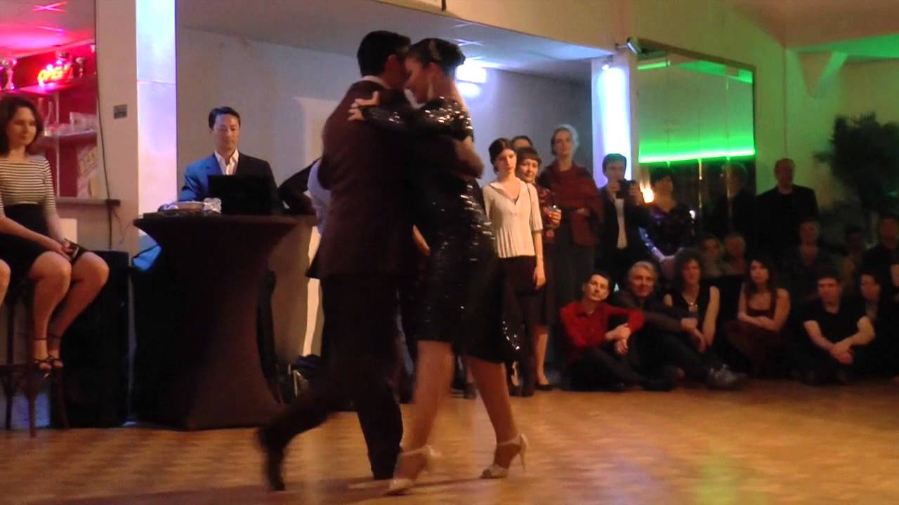 Edwin Espinosa & Alexa Yepes in Milonga De La Noche (2) 'El Olivo' J.d'Arienzo