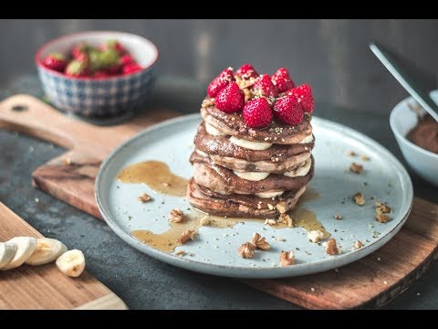 Nadýchané lívance s čokoládovým krémem