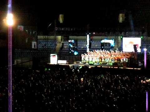 Carnaval Tenerife 2011- Murga Los Bambones Final Heliodoro Rguez Lopez ( Pasacalle)