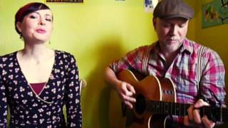 Rawsome Delights - Küchensession- Delaney&#39;s Gone Back On The Wine (cover)