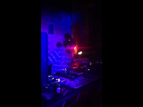DJ Romain in the house