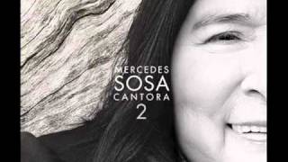 Mercedes Sosa &quot;Cantora 2&quot; Canción de las cantinas con Alberto Rojo.