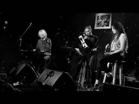CARTAS AMARILLAS ZANDRA RISATTI Y BELEN BRAVO