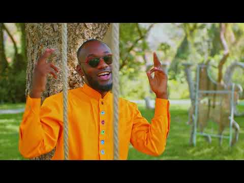 Massin - Uma Balancer [Official Music Video]