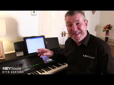 Yamaha CVP809 with Songbook+