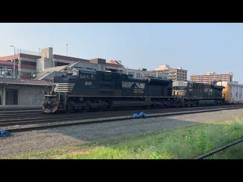 NS 1105 NS 8089 Five car carriers short train Altoona, PA 7/19/21