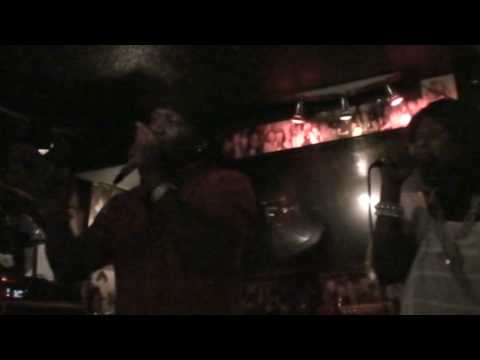 Mannix sings Micheal Jackson tribute