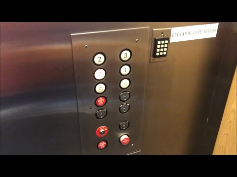 Neat Scenic US Hydraulic Elevator @ 1821 Blake - Denver, CO.