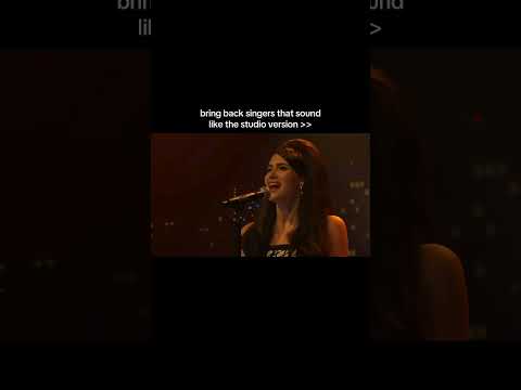 her facial expressions during this song always get me like she&rsquo;s feeeeeeling it SIENNA SPIRO 🧡✨🪄