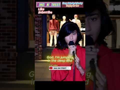 💗This 8th Grade Girl Sang With Pure Heart👍Random Street Singer🍀Gracie Abrams - Risk