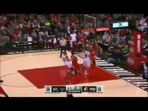 DeMarre Carroll's fast break dunk vs. Blazers