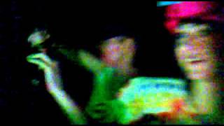 Chicks on speed@Doris-kaltes klares wasser