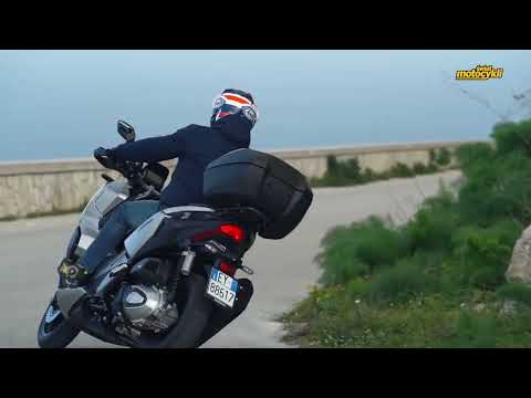 Honda ADV 350 2022 Erfahrungen – Wie gut ist der Roller für Stadt und Land?