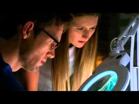 Tyler Hilton and Grace Gummer Extant S2