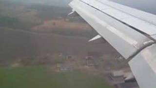 preview picture of video 'Airbus A 320 is landing at Oslo Torp airport 1'