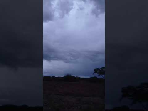 Chuva forte com relâmpago chegando a Olivedos PB