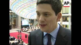 UK FM blames Mugabe for causing "death and destruction on a grand scale"