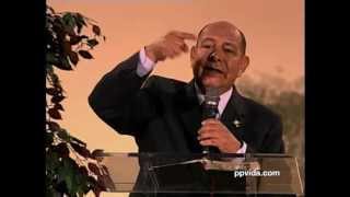 Pastor Alejandro Bullón - Fe y tribulaciones