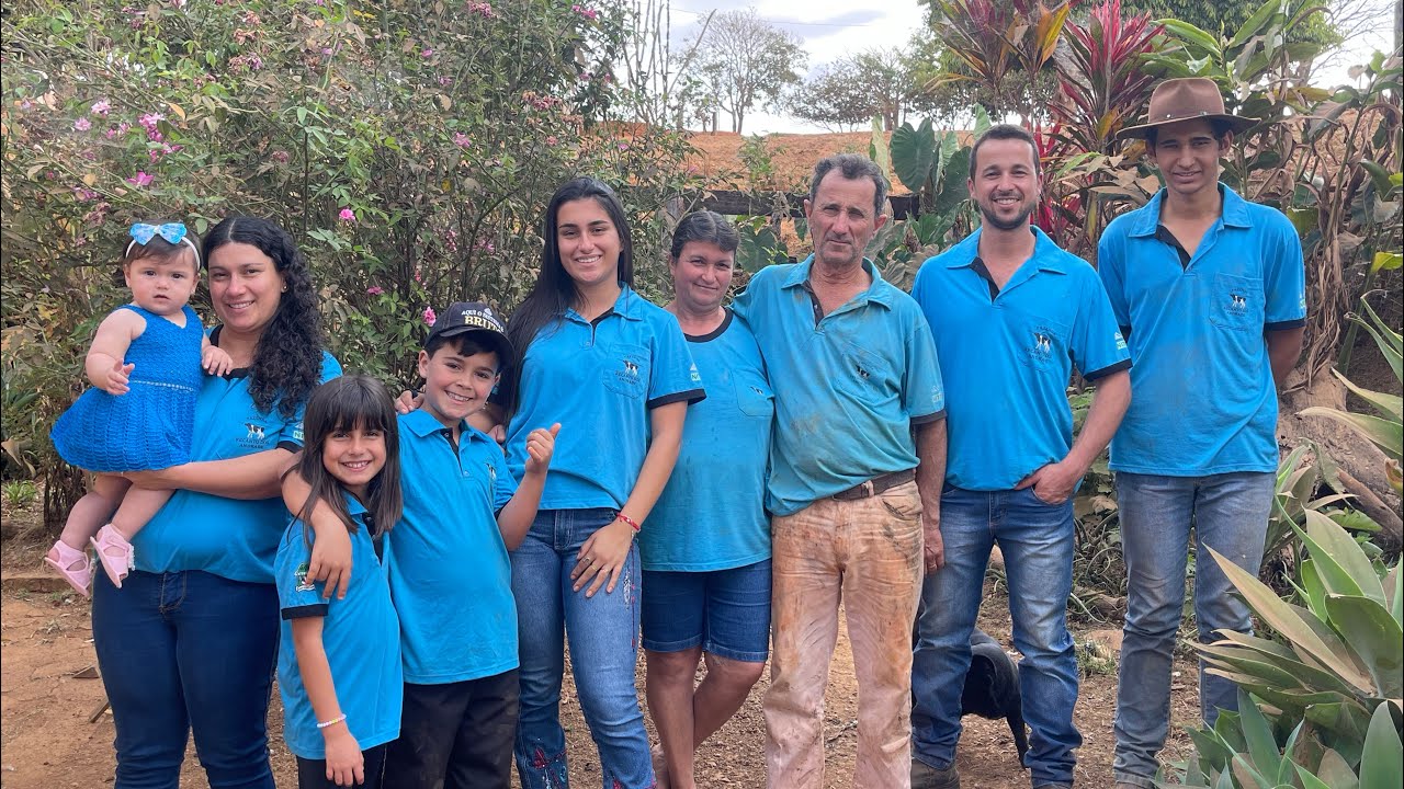 QUEIJARIA, LEITE E TRADIÇÃO NA FAZENDA RECANTO DOS ANDRADES! Propriedade do Narin e família!