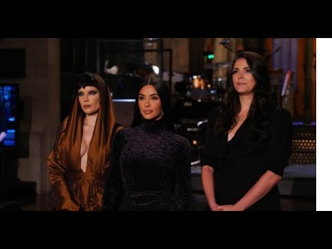 'SNL' cold open Facebook unites Republicans and Democrats    in befuddlement