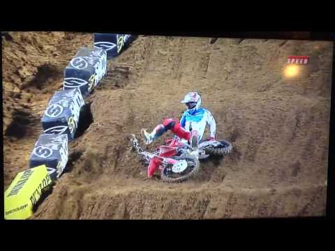 Chad reed Dallas 2012 Supercross crash