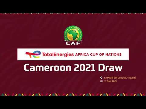 CAN @TotalEnergies 2021: Start of the great official parade of the official mascot named #Mola 🇨🇲⚽