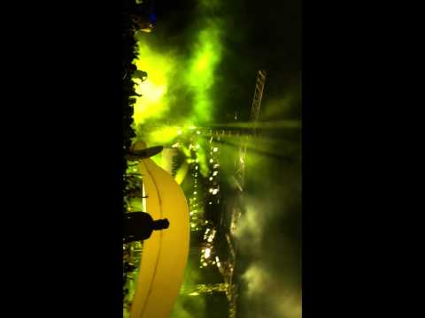 Dada life! Shit is Bananas! B-A-N-A-N-A-S! @ The Voyage 2015