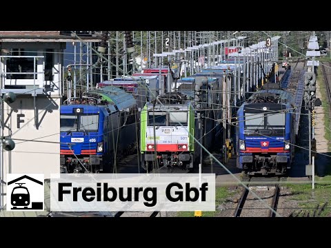 Die Rollende Landstraße am Ende; Verladung im Freiburger Güterbahnhof