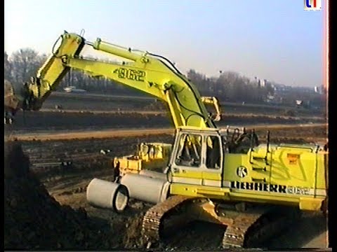 LIEBHERR R962, KOMATSU PC210-3 Highway Constr. / Umlegung A8 Stuttgart, 28.11.1991.