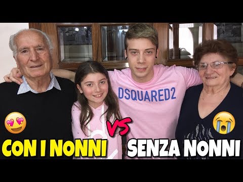 Sbatta le lentiggini toglienti fino a rendere cremoso Su pelle le macchie scure hanno cominciato ad apparire