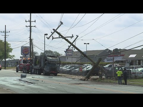 Crash knocks out power to thousands in Portsmouth