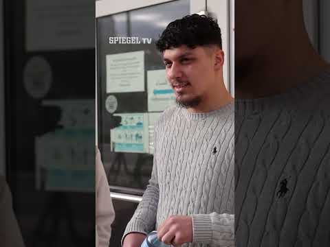 Der Salafist Abul Baraa und der Verfassungsschutz | SPIEGEL TV Shorts