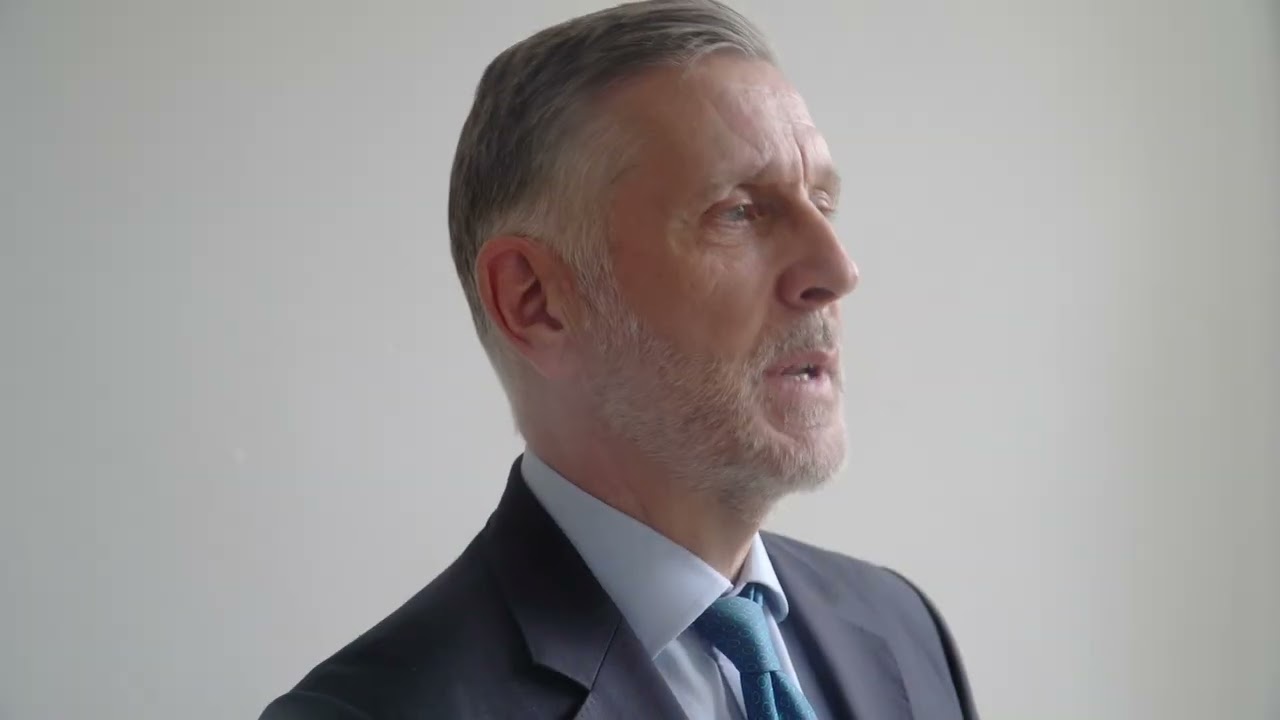 Chris Hawkins — Founder of Tenent Financial Education