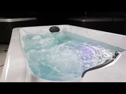 Harmonic Hot Tubs™ H146Lpp Hot Tub - Hot Tubs & Swim Spas