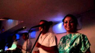 Grupo Musical Sol y Arena - Y Siempre (Canta Diana Samboni) Discoteca MURANO