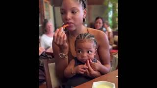 Halle Bailey And Baby Halo Chew The Same 🥹🫶🏾 #hallebailey #ddg #halo #chloexhalle #chloebailey