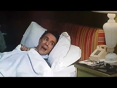 Vacanze in America - Scena Jerry Calà fuori corso