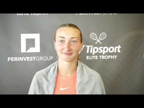 Denisa Hindová po prohře s Igou Świątekovou (POL) na Tipsport Elite Trophy