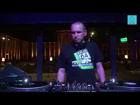 The Blue Oyster: E3Zero / 20.01/ 20 - 21