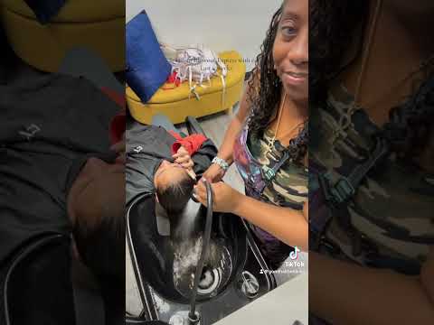 Brazilian Blowout Express with color #licensedcosmetologist #brazilianblowout #naturalhair