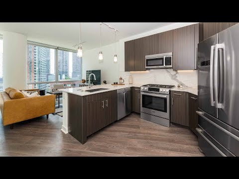 A spacious -05 one-bedroom at Streeterville’s new 465 North Park