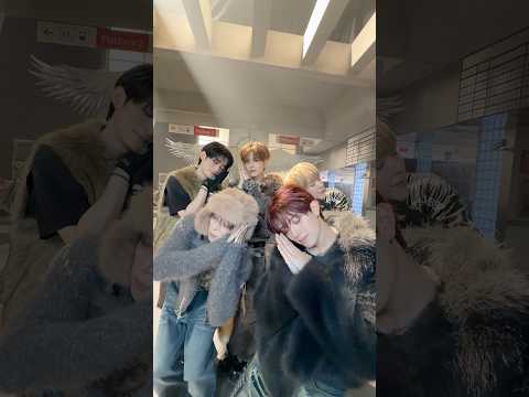 RED (Beggin') (Preview) #베리베리 #VERIVERY #VRVR #RED #RED_Beggin #Lost_and_Found #20251201_6PM