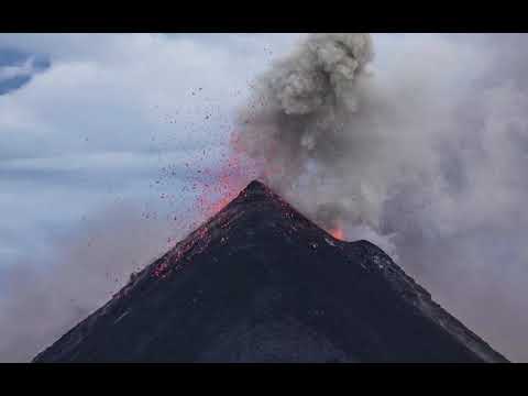 Ultraviolet-Kites (Dean Newton & Huggy Remix)