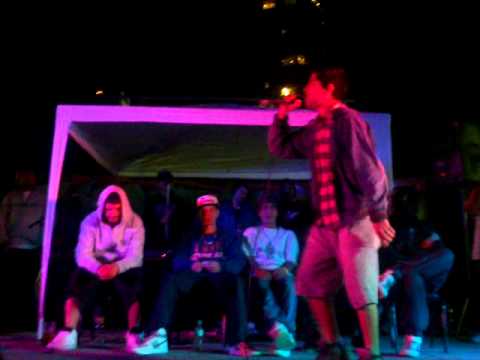 DEIVBEAT vs WOLF | Semifinal | Freestyle Massacre 2014