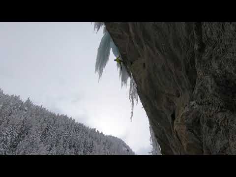 Dry-tooling, Falesia della Centrale, Valgrisenche, AO
