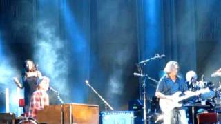 WHILE YOU SEE A CHANCE - Eric Clapton And Steve Winwood, live in Istanbul, Sunday 13/06/2010
