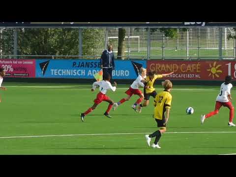 eerste oefenenwedstrijd van het seizoen JO13-1 VS Barendrecht JO13-1