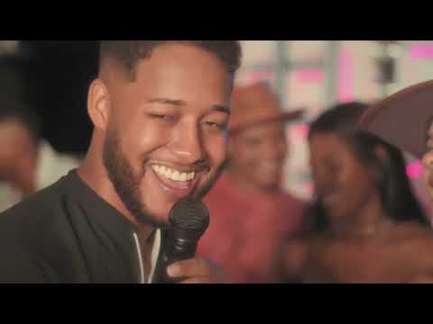 Sandro Livre feat @ToqueDez  - Minha Morena (Clipe)