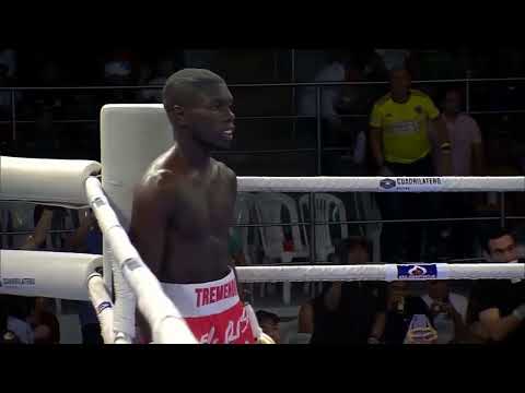 Yubergen Martinez debuted with a surprising knockout in professional boxing.