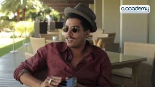 Seth Troxler Interview - Shows Off His New Tattoo And Best Dance Moves